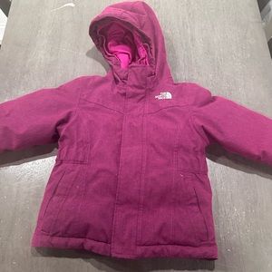 Pre loved winter jacket 4T, 550 insulated warm and perfect for the playground